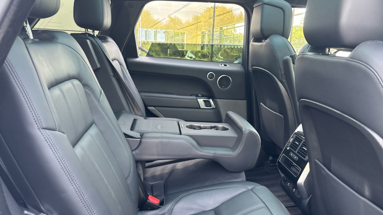 Land Rover Range Rover Sport 3.0 D300 HSE Silver 5dr Auto Diesel Estate